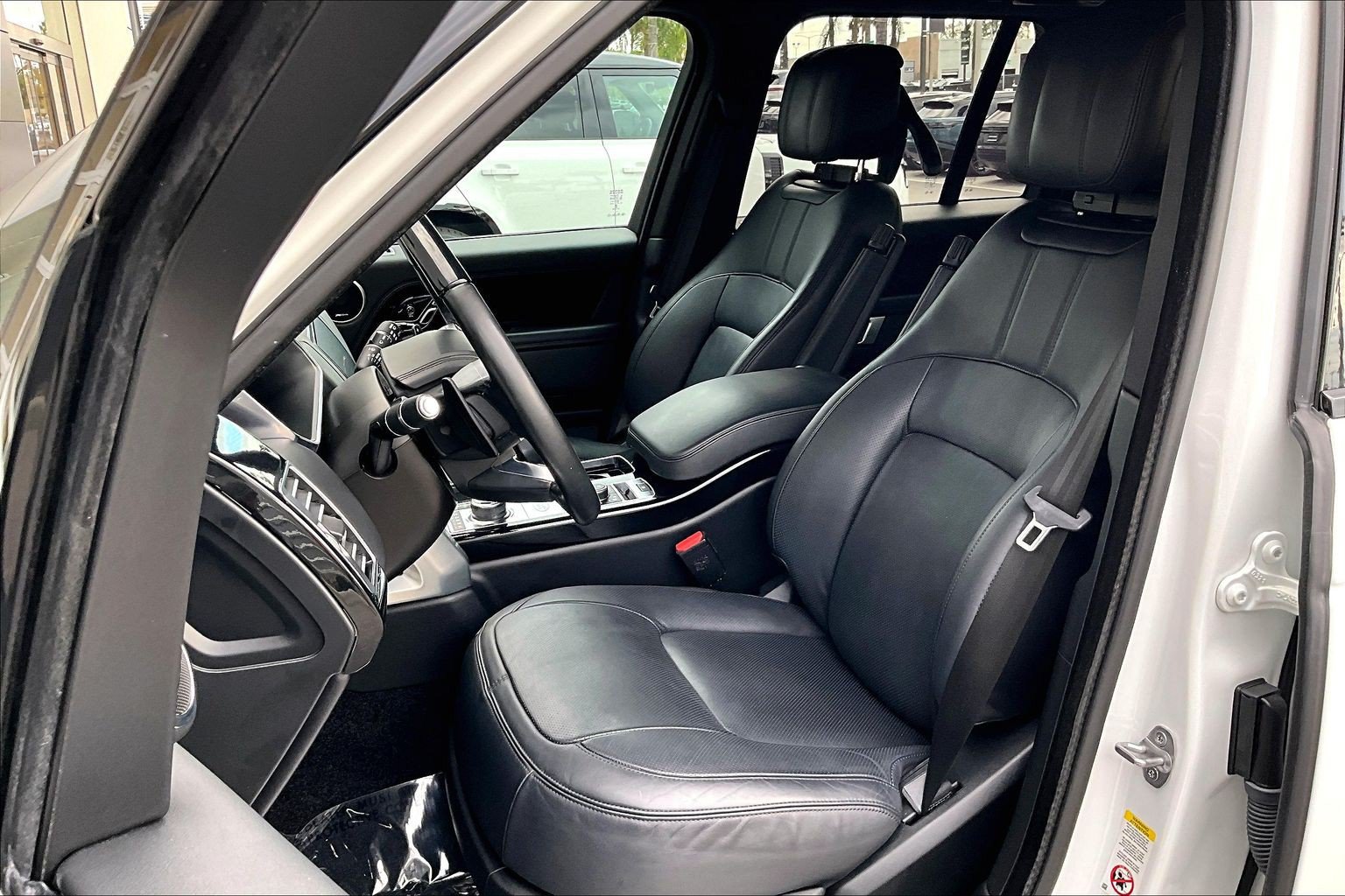 Certified 2022 Land Rover Range Rover P525 Westminster Edition AWD/4WD image 25