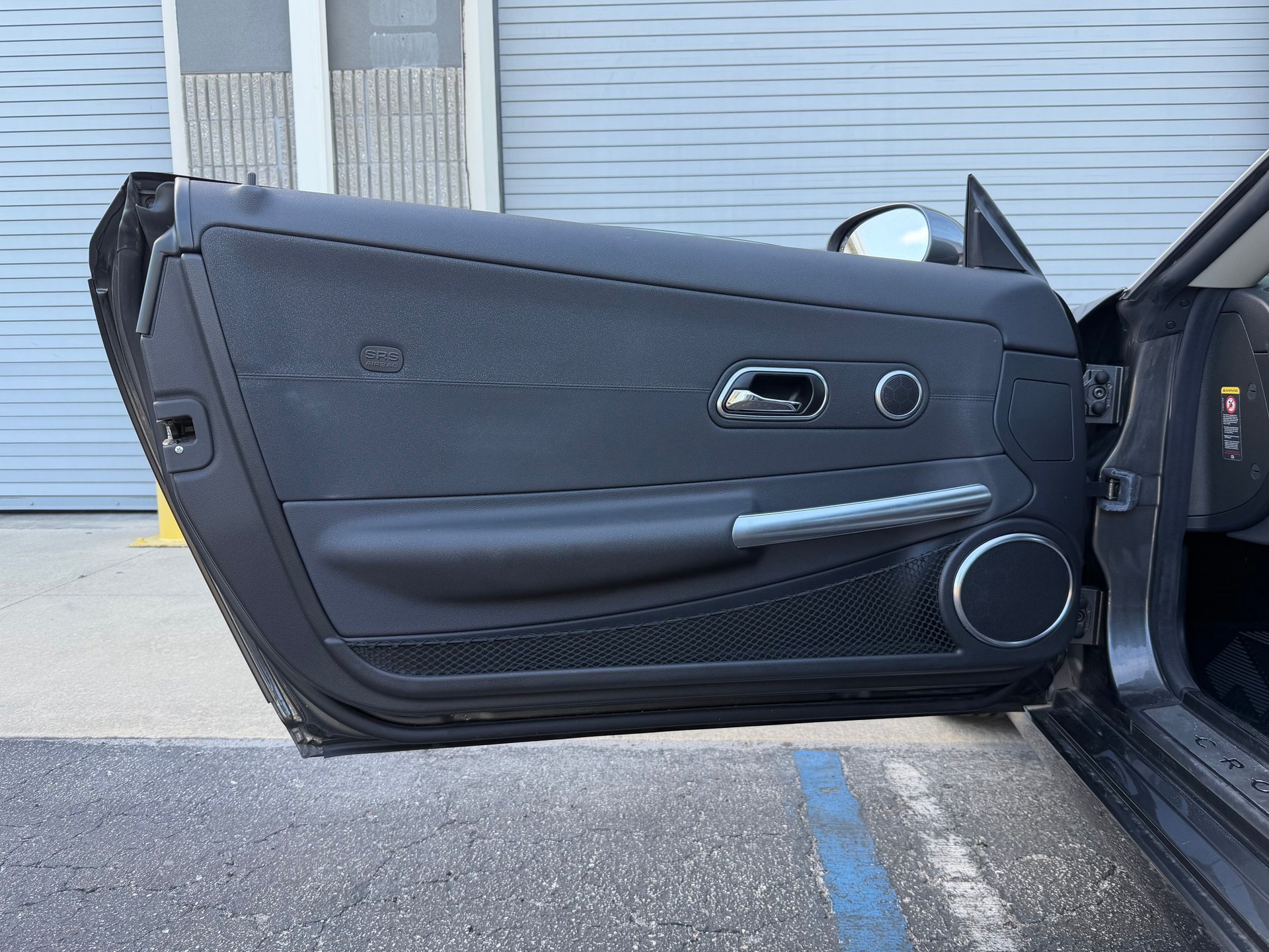 Used 2005 Chrysler Crossfire Limited RWD image 37