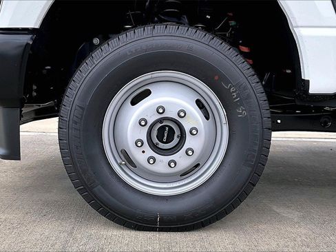New 2025 Ford F350 XL AWD/4WD image 14