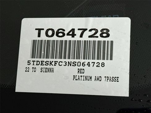 Certified 2022 Toyota Sienna Platinum image 48