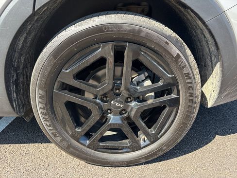 Used 2024 Kia Telluride SX X-Line AWD/4WD image 14