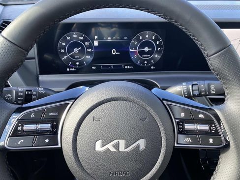 New 2026 Kia Seltos SX image 14