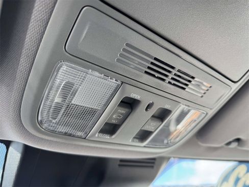 Certified 2022 Honda CR-V EX image 30