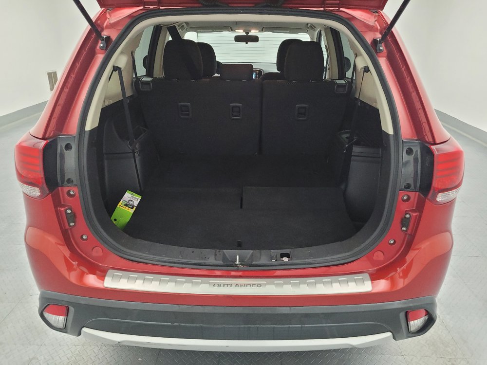 Used 2016 Mitsubishi Outlander SE AWD/4WD image 29