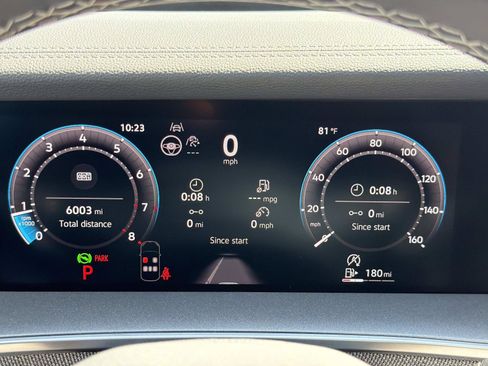 Certified 2026 Volkswagen Tiguan S FWD image 21