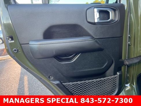 Used 2021 Jeep Wrangler Unlimited Sahara image 25