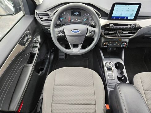Used 2022 Ford Escape SE image 13