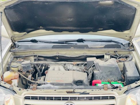 Used 2001 Toyota Highlander 2WD V6 image 17