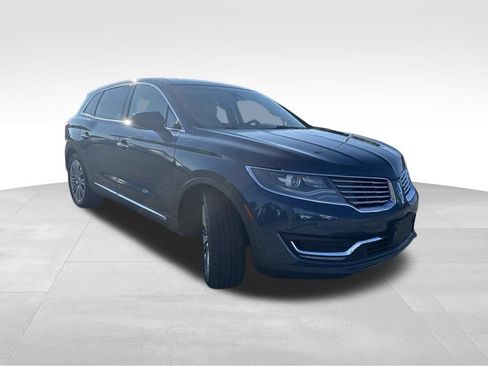Used 2016 Lincoln MKX Reserve w/ Technology Package FWD image 7