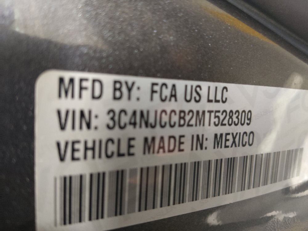 Used 2021 Jeep Compass Limited FWD image 33