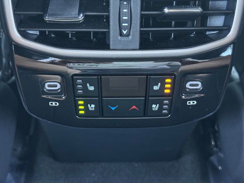 Used 2024 Lexus RX 500h F Sport w/ Convenience Package image 34