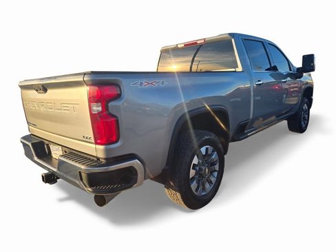 Used 2024 Chevrolet Silverado 2500 LTZ w/ LTZ Convenience Package image 4