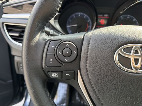 Used 2015 Toyota Corolla S image 23