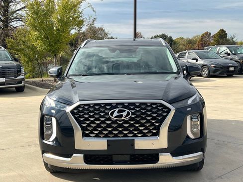 Used 2022 Hyundai Palisade Calligraphy w/ Cargo Package image 2