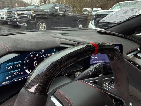 Used 2023 Chevrolet Corvette Stingray Premium Conv w/ Z51 Performance Package image 21