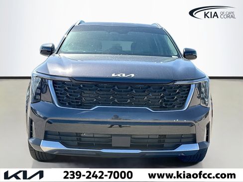 New 2026 Kia Sorento S image 8