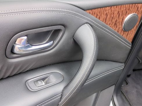 Used 2019 Nissan Armada Platinum w/ Captain's Chairs Package image 15