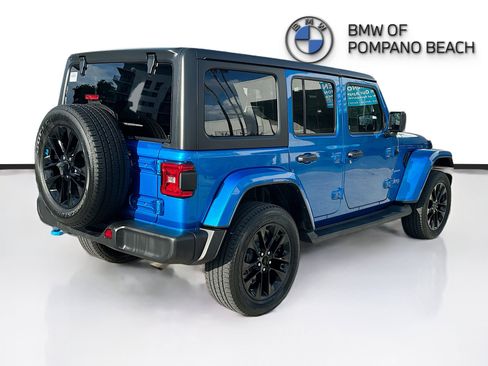 Used 2022 Jeep Wrangler Unlimited Sahara image 7