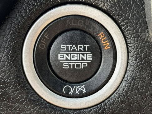 Used 2024 RAM 2500 Big Horn AWD/4WD image 22