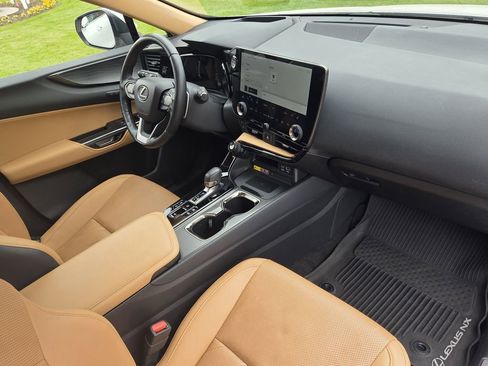 Used 2022 Lexus NX 450h+ AWD w/ Vision Package image 30