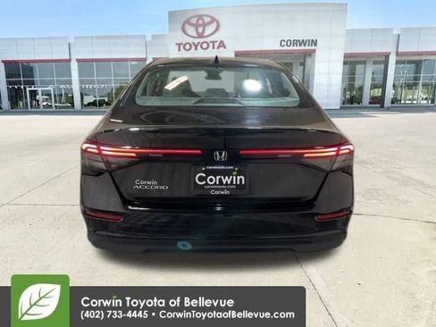 Used 2024 Honda Accord EX image 4