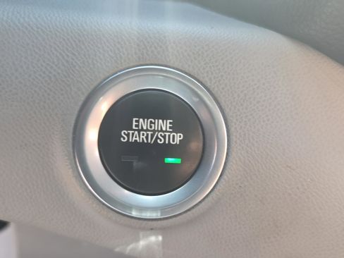 Used 2023 GMC Terrain SLT FWD image 23