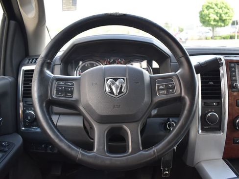 Used 2012 RAM 2500 Laramie w/ Cold Weather Group AWD/4WD image 9