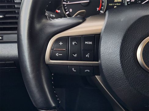 Used 2022 Lexus RX 350L Luxury image 25