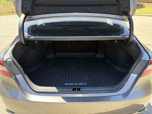 Used 2024 Toyota Camry XSE FWD image 17