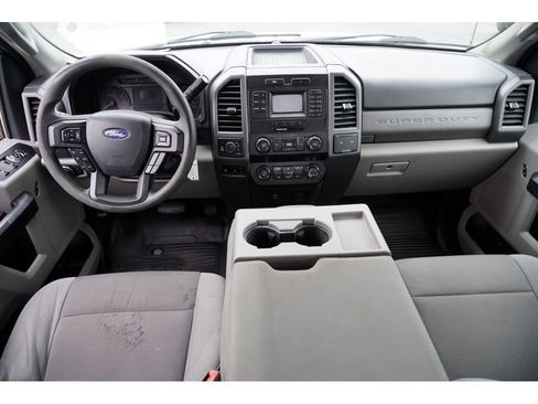 Used 2019 Ford F250 XL w/ Power Equipment Group image 26