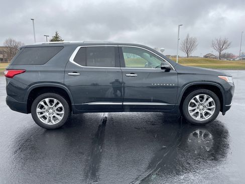 Used 2021 Chevrolet Traverse Premier image 6