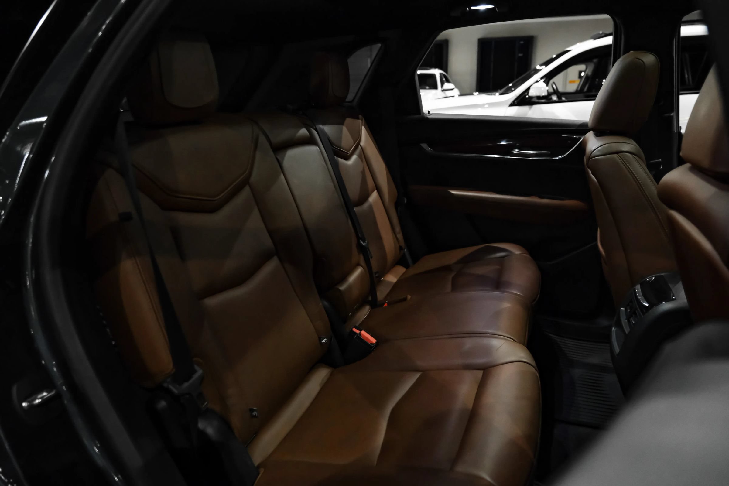 Used 2019 Cadillac XT5 Premium Luxury FWD image 37