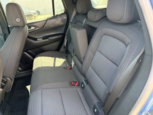 Used 2025 Chevrolet Equinox LT AWD/4WD image 6