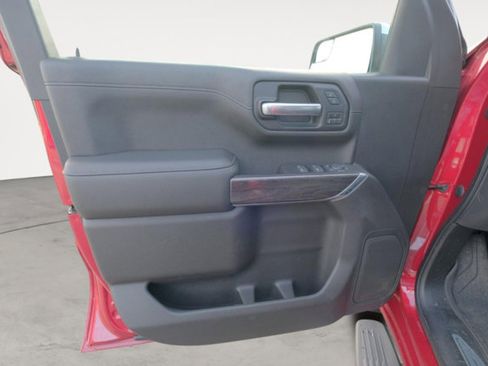 Used 2019 Chevrolet Silverado 1500 LTZ image 11