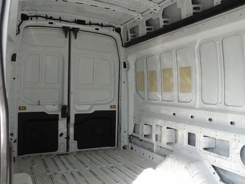 Used 2024 Ford Transit 250 148 High Roof Extended AWD image 32