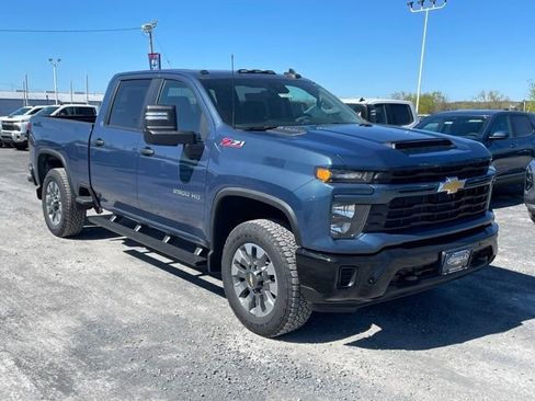 New 2026 Chevrolet Silverado 2500 Custom w/ Custom Value Package AWD/4WD image 1