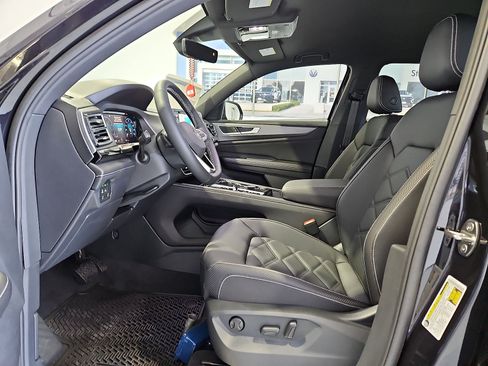 New 2026 Volkswagen Atlas Cross Sport SE AWD/4WD image 17