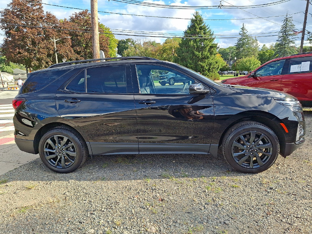 Certified 2023 Chevrolet Equinox RS AWD/4WD image 9