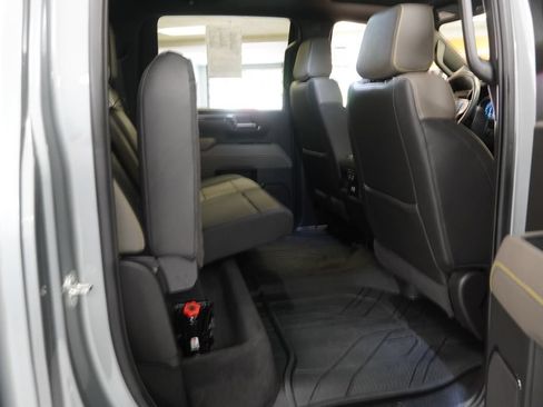 Used 2024 Chevrolet Silverado 2500 ZR2 w/ Technology Package AWD/4WD image 22