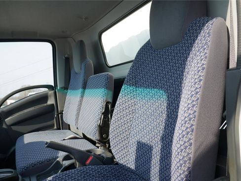 New 2024 Chevrolet Low Cab Forward image 9