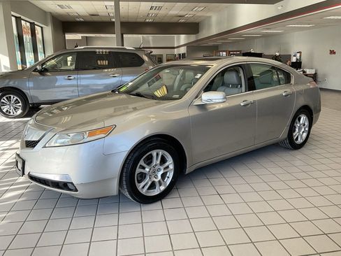 Used 2010 Acura TL w/ Technology Package image 3