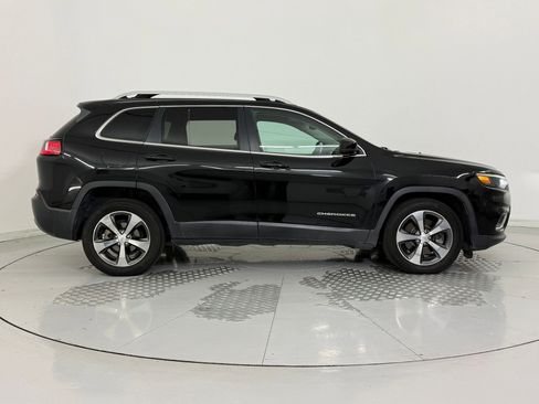 Used 2019 Jeep Cherokee Limited image 8