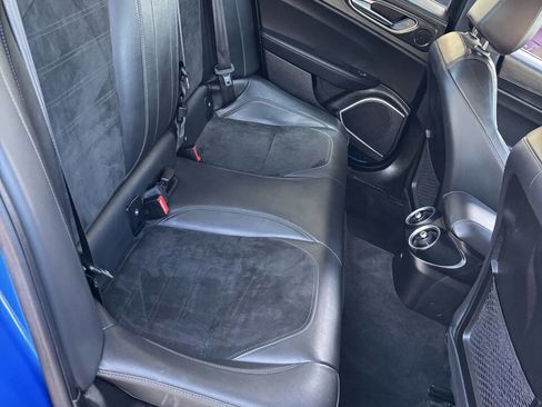 Used 2018 Alfa Romeo Giulia Quadrifoglio w/ Driver Assist Dynamic Package image 22