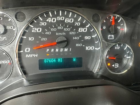 Used 2015 Chevrolet Express 2500 LS image 46