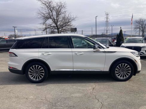 Certified 2022 Lincoln Aviator Reserve w/ Elements Package Plus image 2