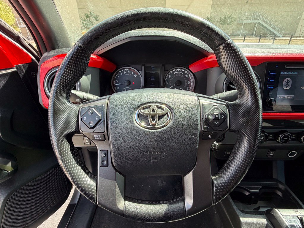 Used 2016 Toyota Tacoma TRD Sport w/ Towing Package RWD image 13