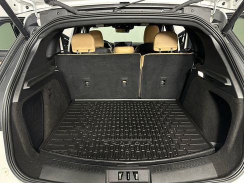 Used 2023 Lincoln Corsair Reserve w/ Equipment Group 201A image 16