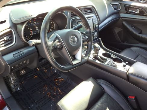 Used 2020 Nissan Maxima Platinum FWD image 16
