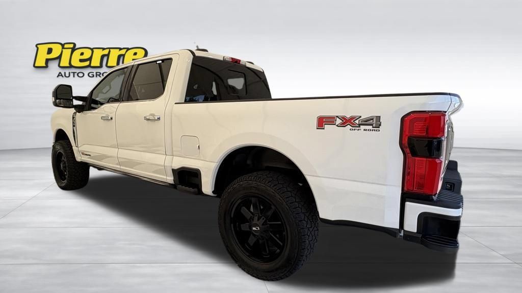 Used 2023 Ford F350 Platinum w/ FX4 Off-Road Package AWD/4WD image 2