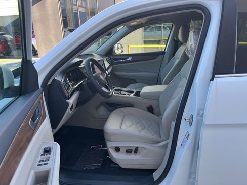 New 2026 Volkswagen Atlas SE image 22